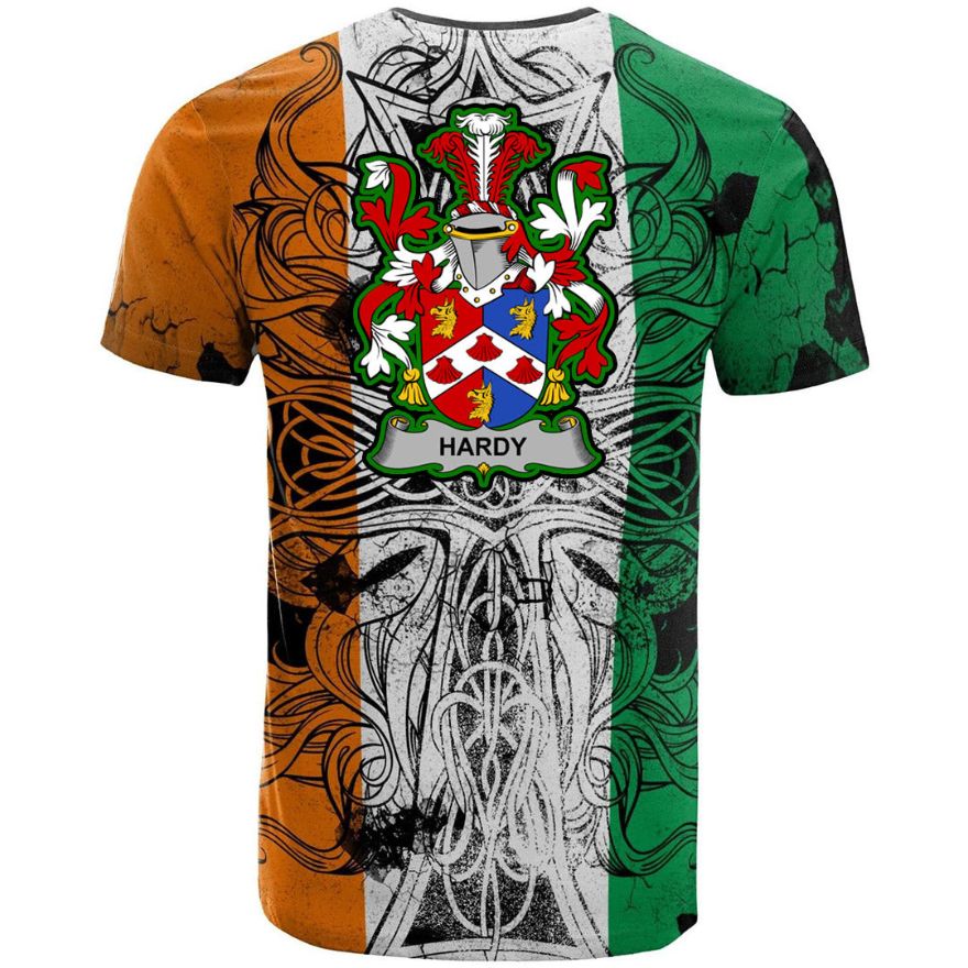 Hardy Irish Family Crest Cool Illustration Ireland Flag Retro 3D T-Shirt Celtic Color