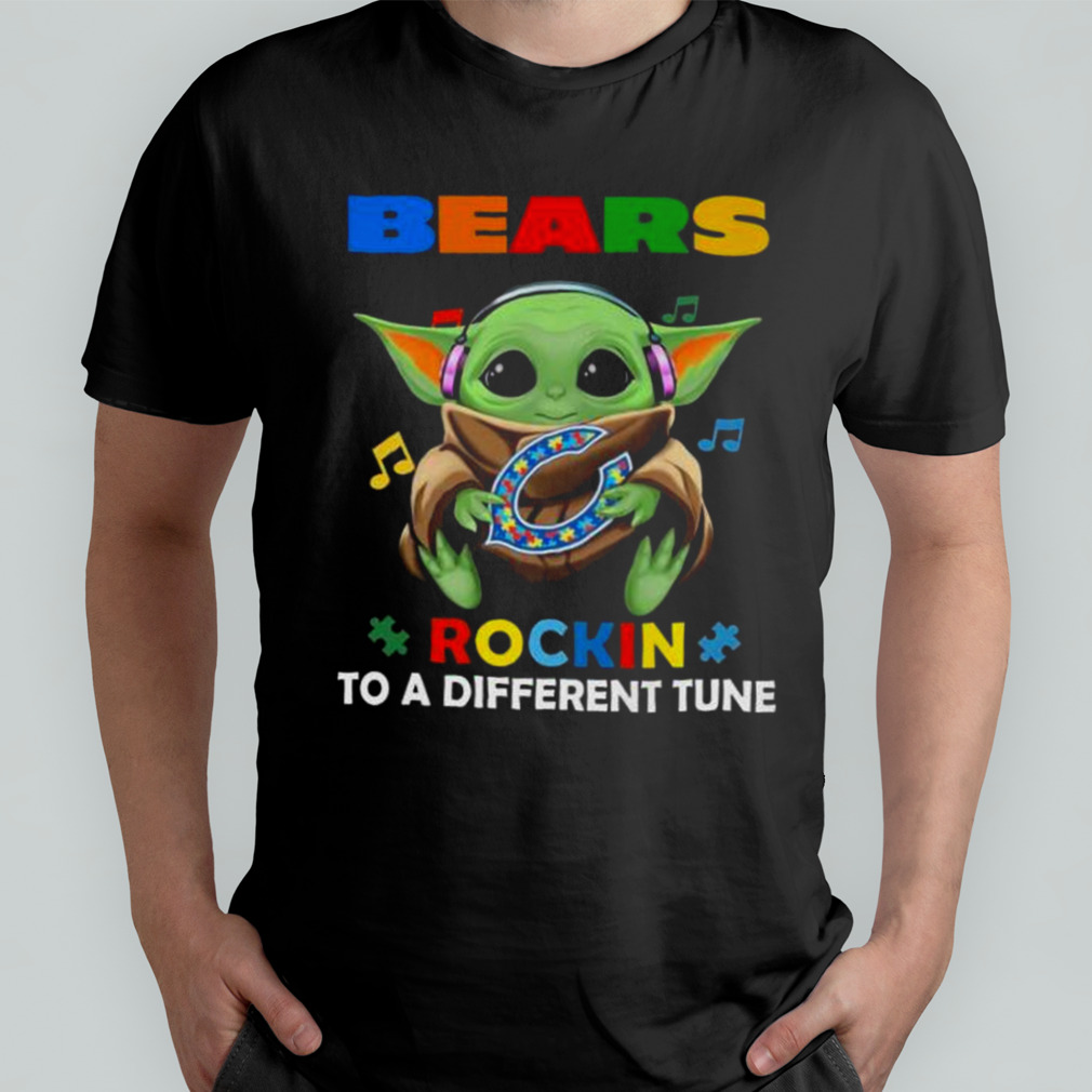 Baby Yoda Hug Chicago Bears Autism Rockin To A Different Tune shirt