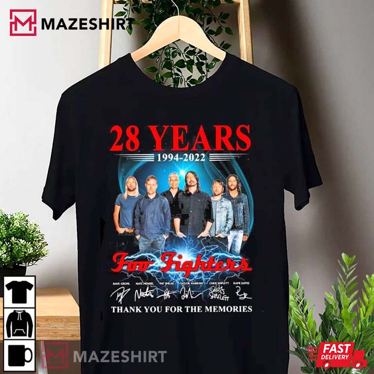 Taylor Hawkins Foo Fighters Band 28th Anniversary 1994 2022 Signatures Gift For Fan T-Shirt