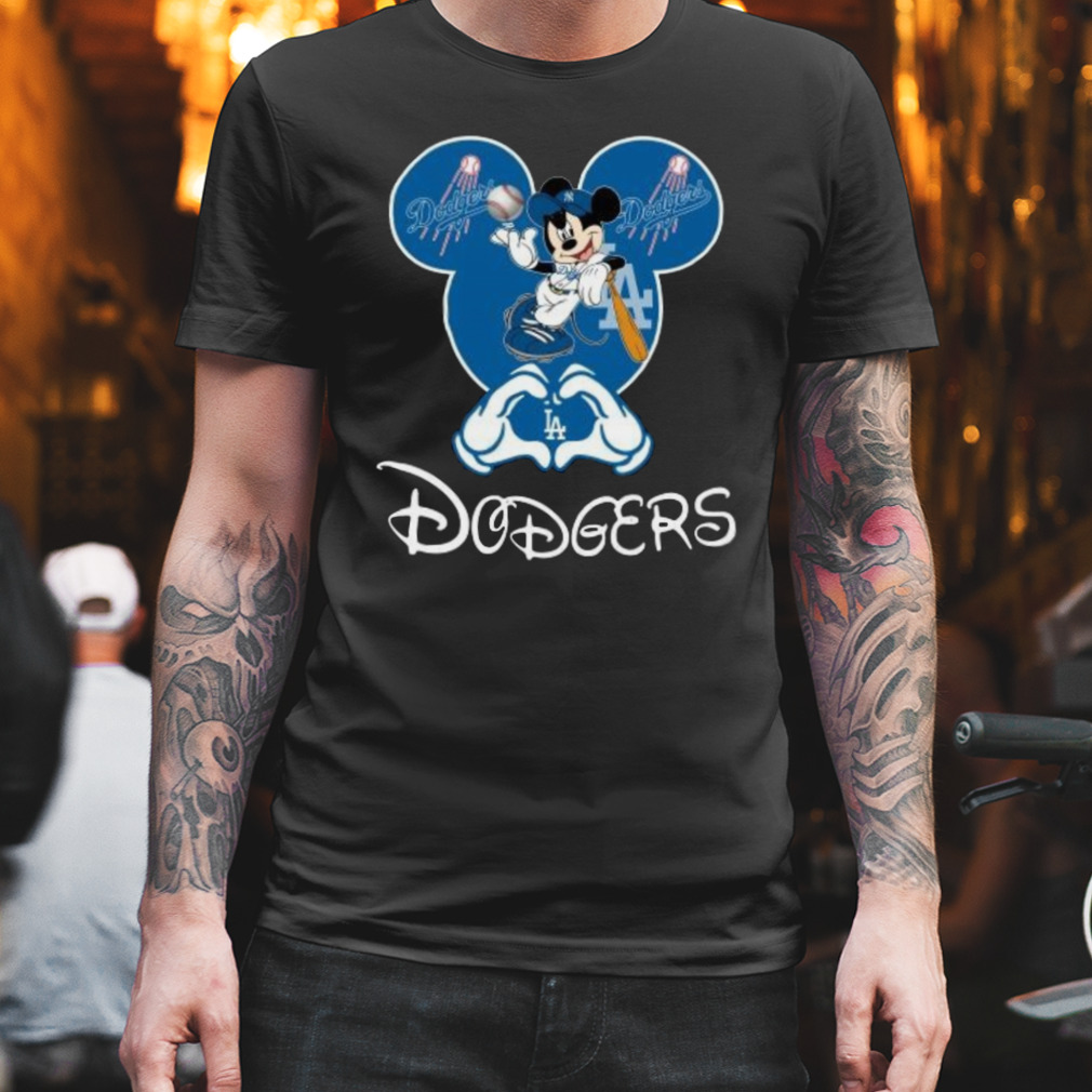 Hot Disney Mickey Mouse Loves Los Angeles Dodgers Hearshirt