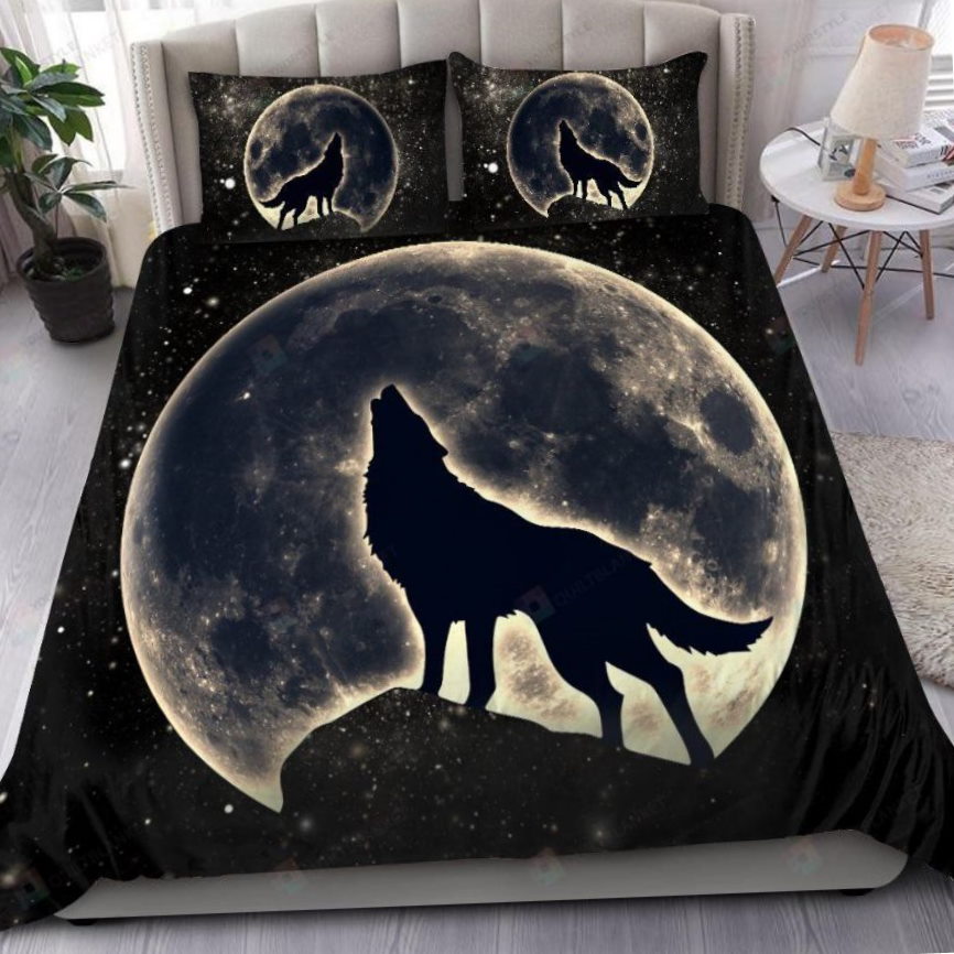Wolf In The Moon Bedding Set