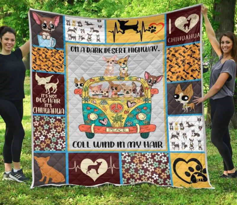Chihuahua Glitter Love Quilt Blanket