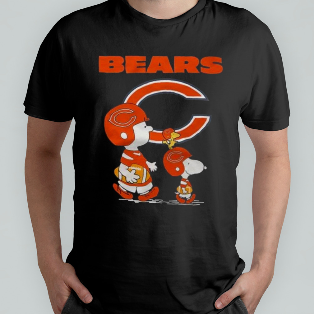 Chicago Bears Snoopy and Charlie Brown Peanuts shirt, hoodie