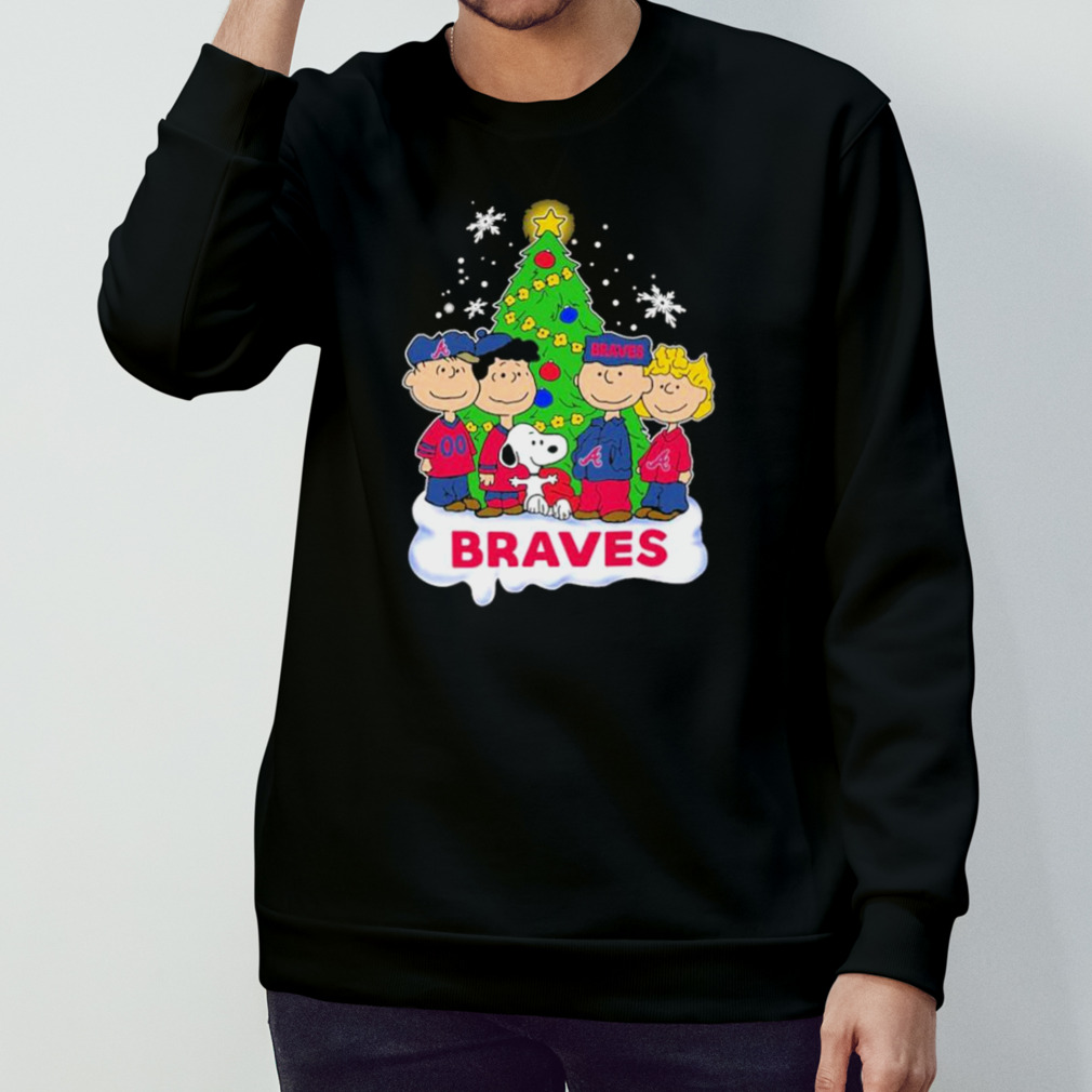 The Peanuts Snoopy And Friends Atlanta Braves Christmas Tree 2023 Shirt