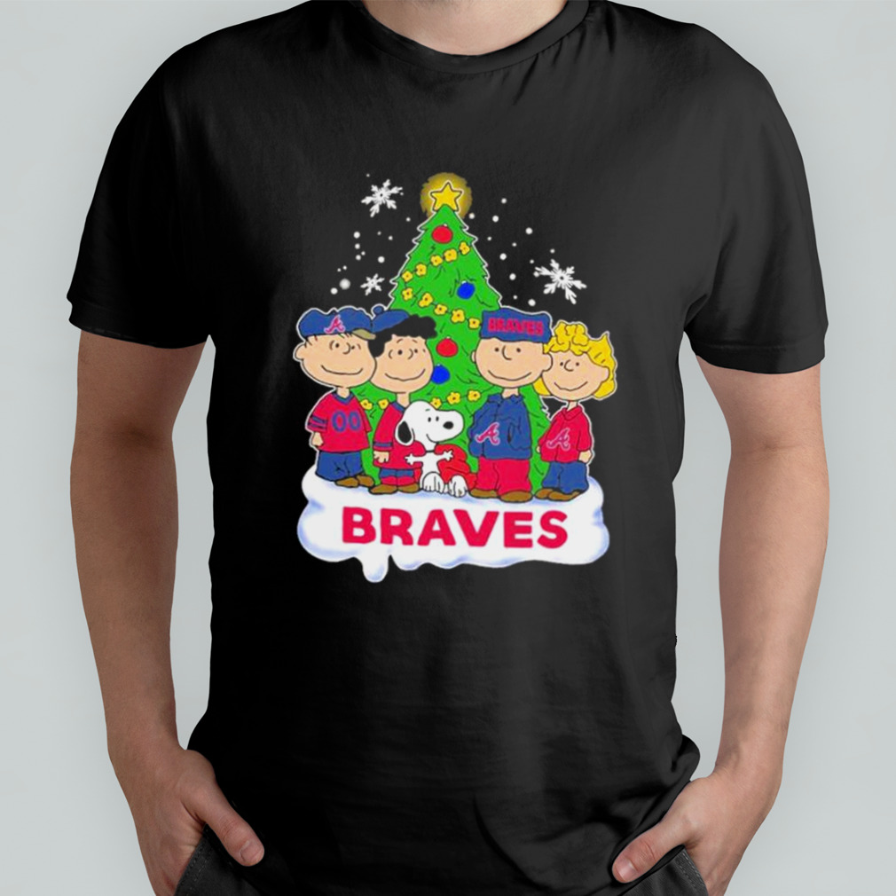 The Peanuts Snoopy And Friends Atlanta Braves Christmas Tree 2023 Shirt