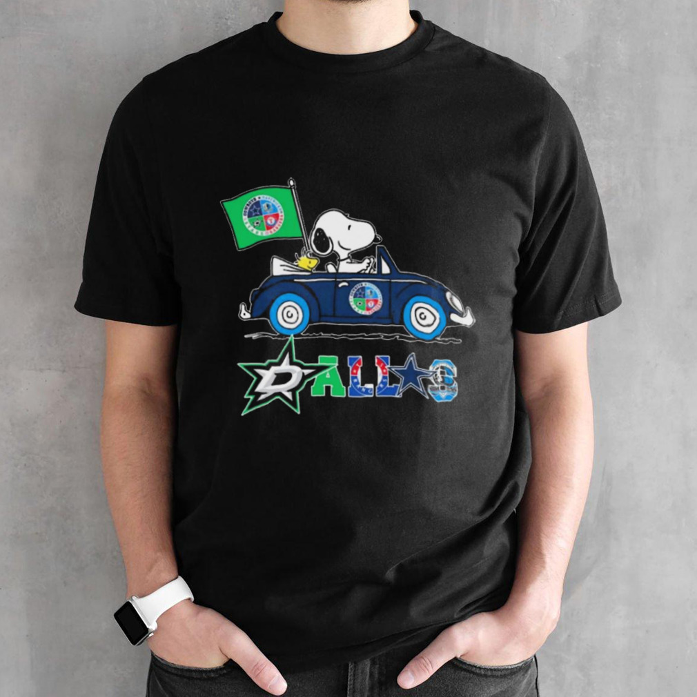 Peanuts Snoopy And Woodstock On Car Dallas Sports Teams Logo shirt