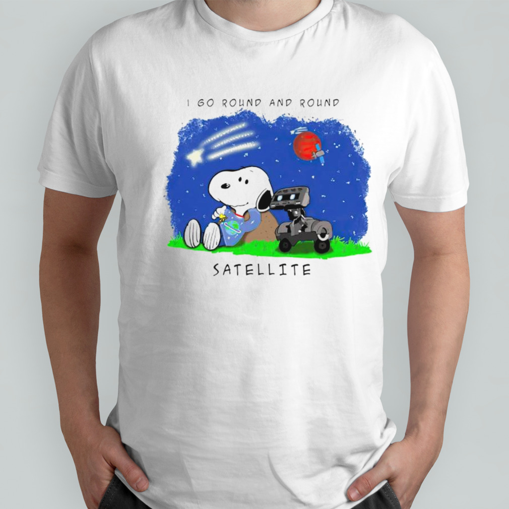 Snoopy I go round and round satellite shirt