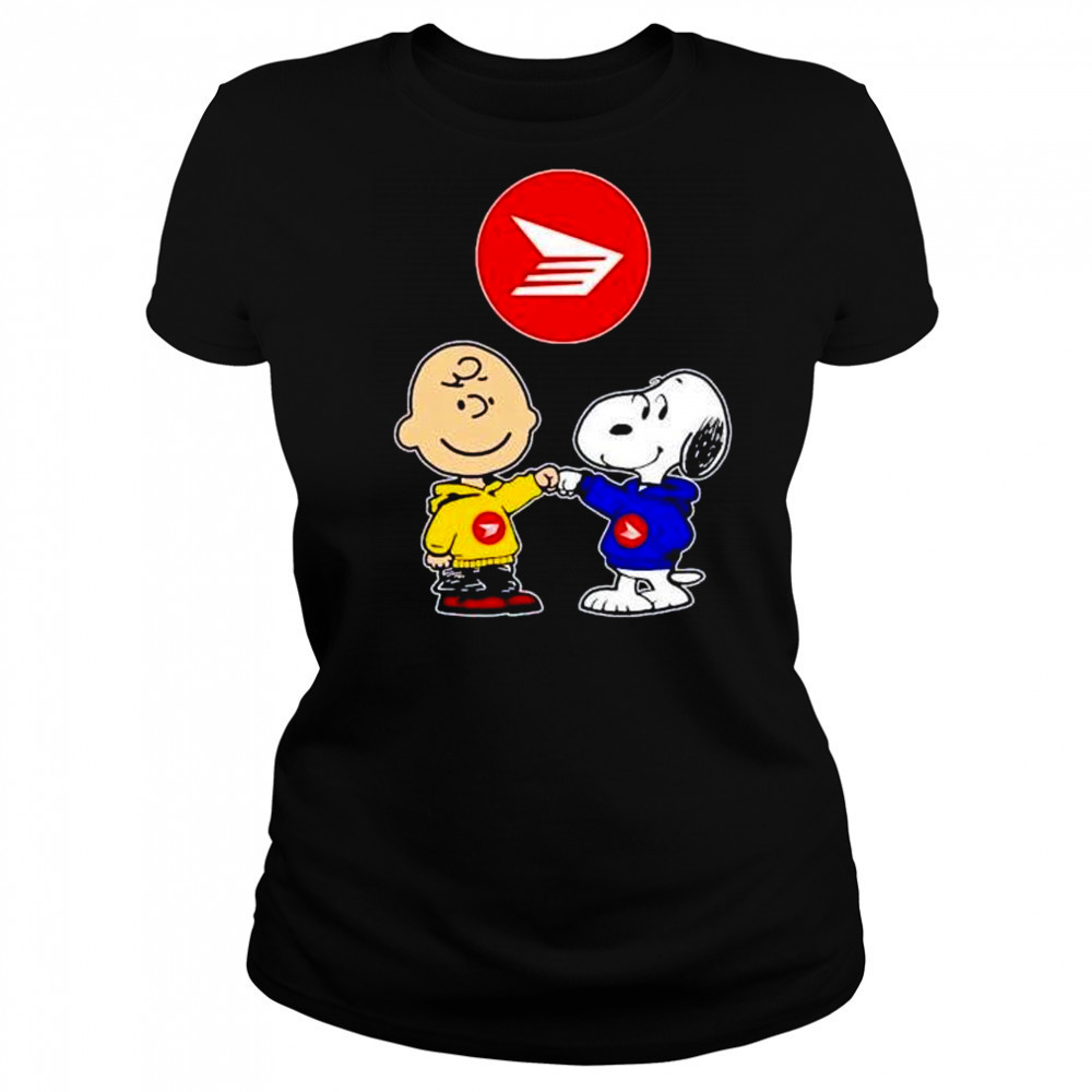 Canada Post Charlie Brown and Snoopy shirt Women's T-shirt