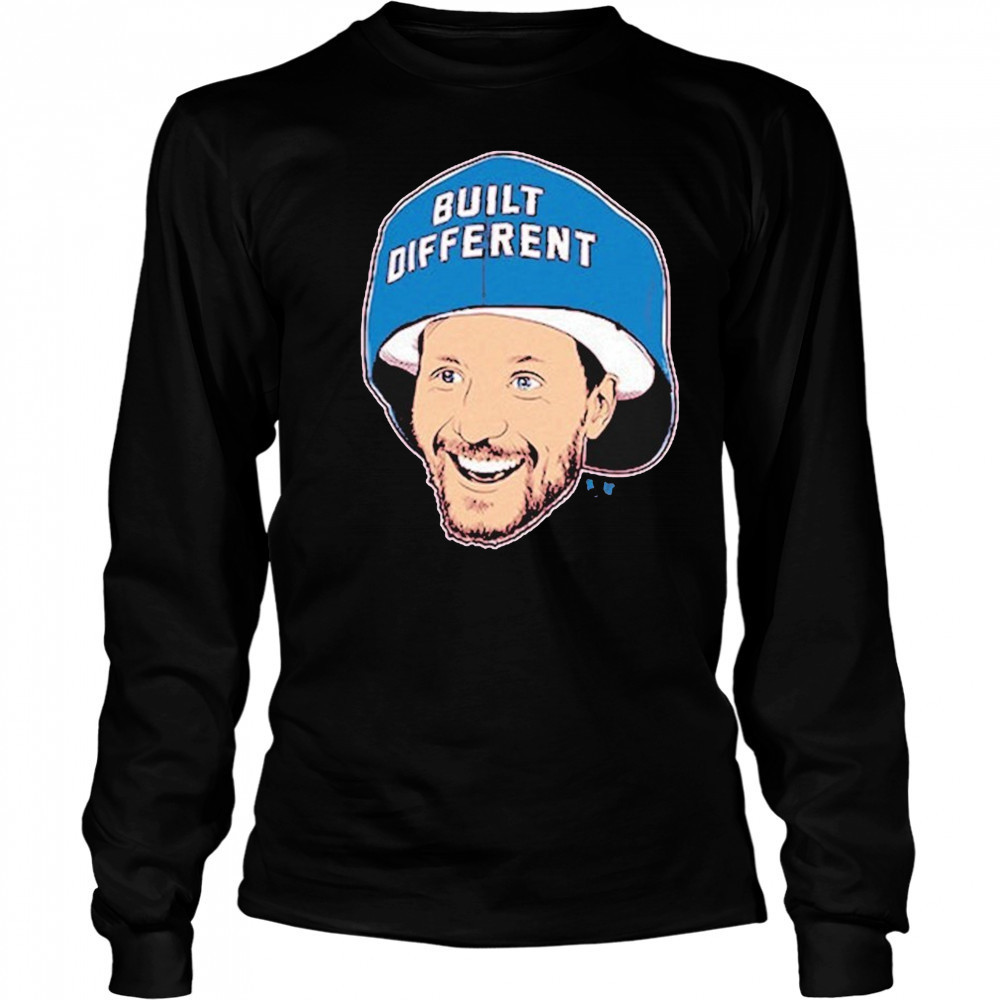 Gabriel Landeskog Built Different T-Shirt Long Sleeved