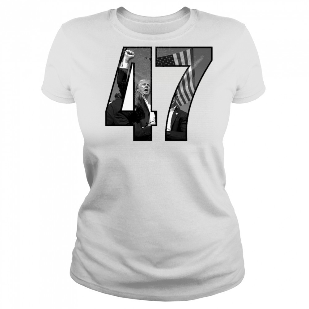 Charlie Kirk Trump 47 Fighting T-shirt Women's T-shirt