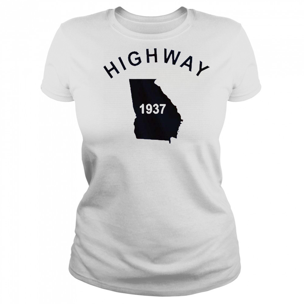 Tyrus Wearing Highway 1937 Georgia T-Shirt Women's T-shirt