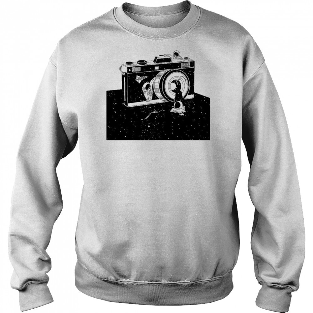 Captured Universe Wituka T-shirt Sweatshirt