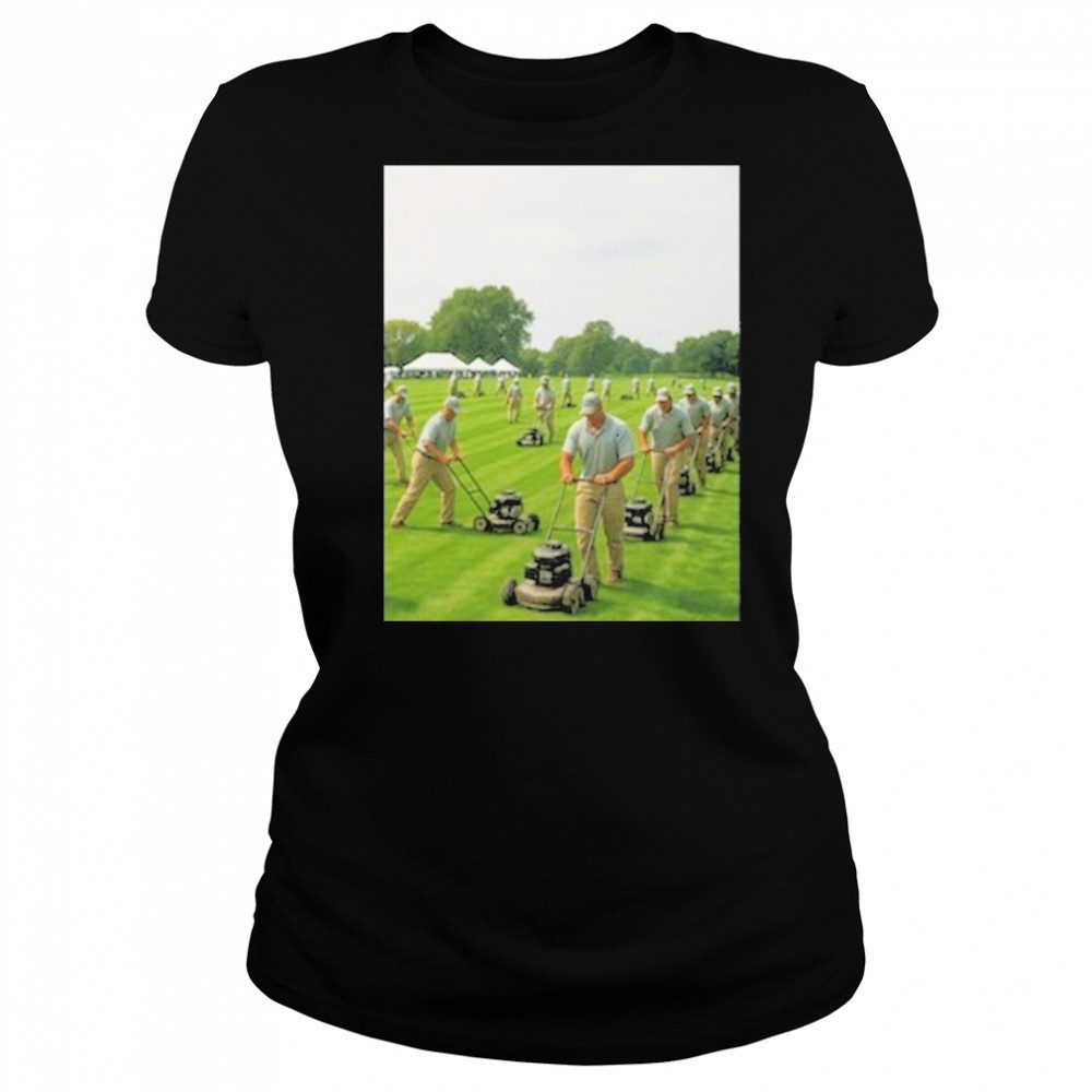 Grounds Crew Final Boss T-Shirt Women's T-shirt