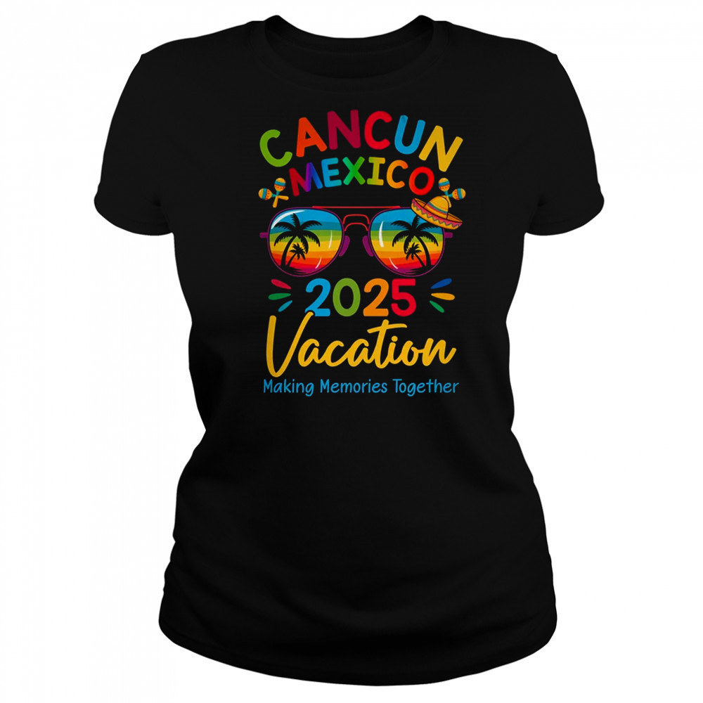 Cancun Mexico Vacation Beach 2025 Trip Squad Family Matching shirt Women's T-shirt