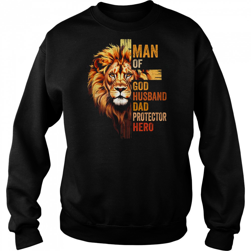 Man Of God Christian Dad Bible Verse Religious Father's Day shirt Sweatshirt