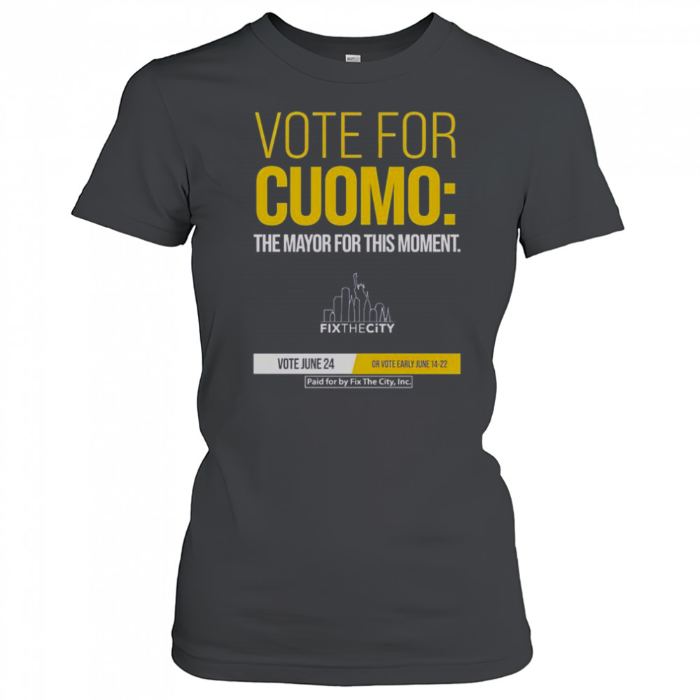 Official Vote For Cuomo The Mayor For This Moment T-Shirt Women's T-shirt