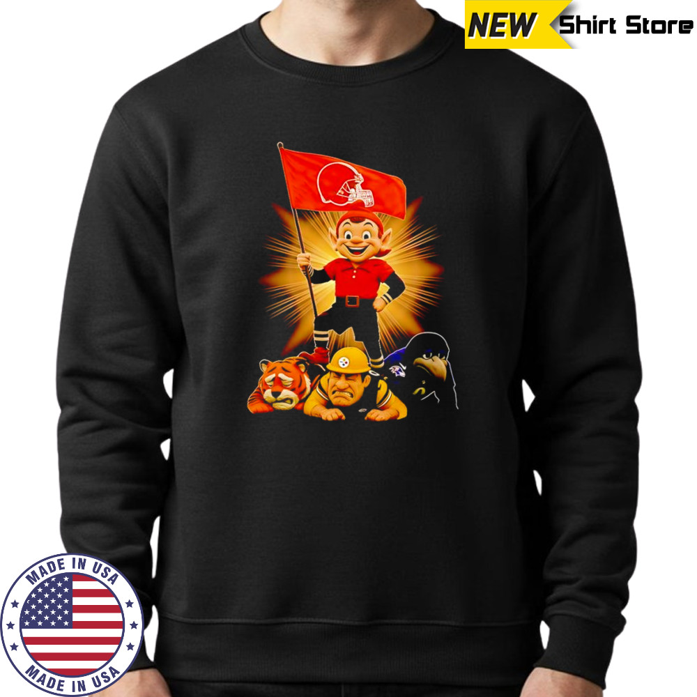 Cleveland Browns mascot standing with flag shirt Sweatshirt