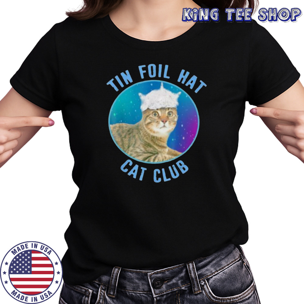 Tin foil hat cat club shirt Women's T-shirt