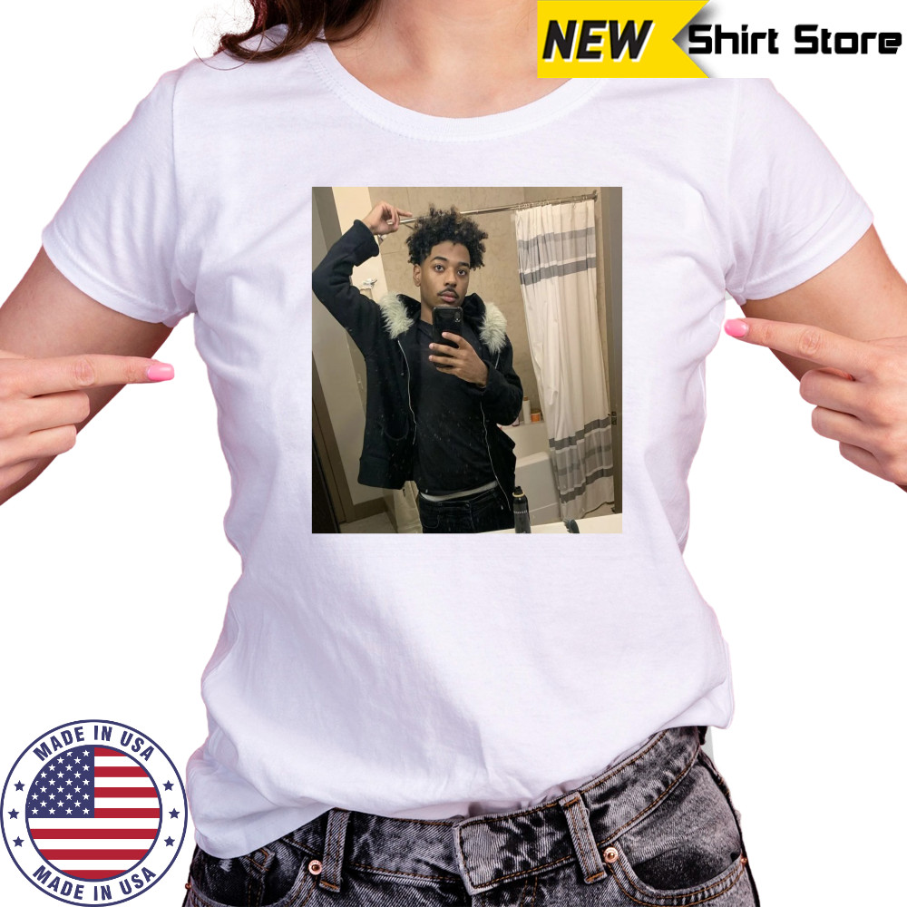 izaya tiji Classic Tee-Shirt Women's T-shirt