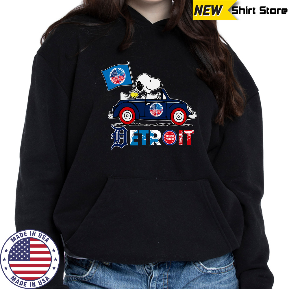 Snoopy And Woodstock Driver Car Detroit City Sports Tigers Lions Pistons And Red Wings T-shirt Hoodie