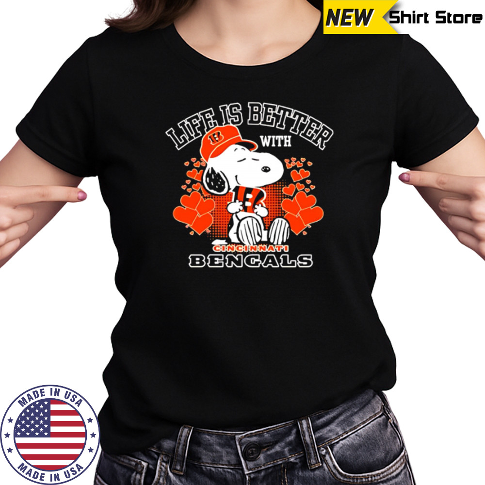 Snoopy Life Is Better With Cincinnati Bengals shirt Women's T-shirt