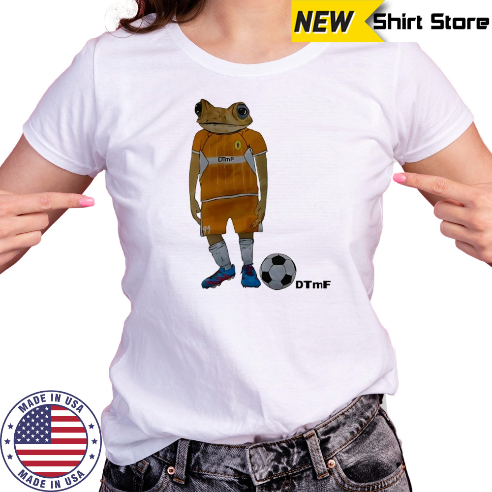 DTmF Concho futbol frog shirt Women's T-shirt