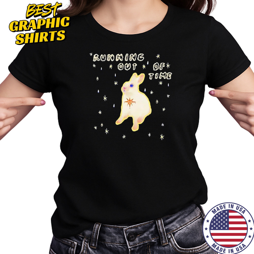 Rabbit running out of time shirt Women's T-shirt