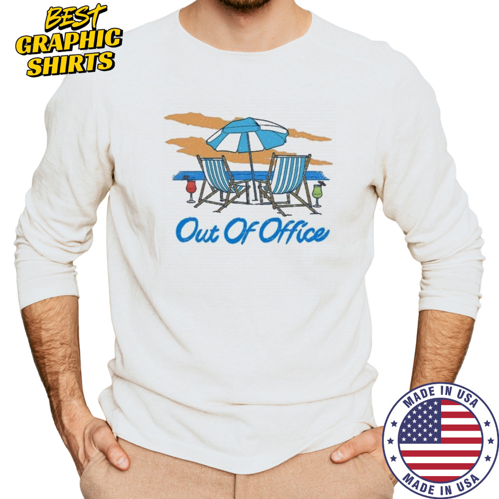 Out of Office Beach T-shirt Long Sleeved
