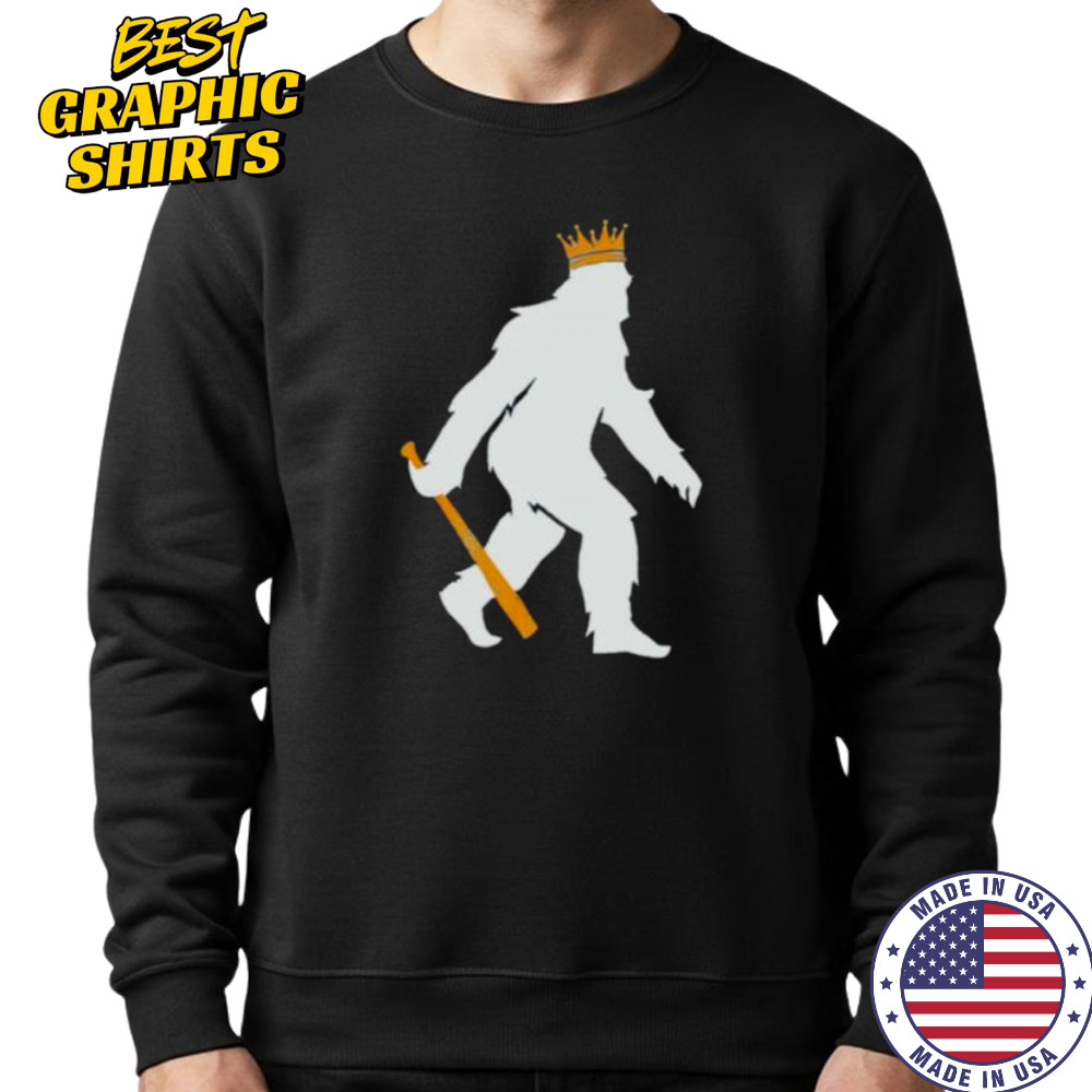 Pasquatch bigfoot crowned Kansas City Royals Baseball MLB shirt Sweatshirt