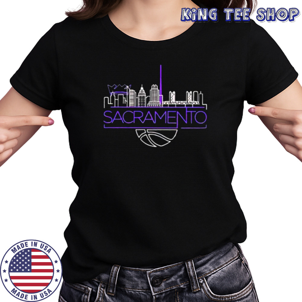 Sacramento Kings basketball NBA light the beam City skyline shirt Women's T-shirt