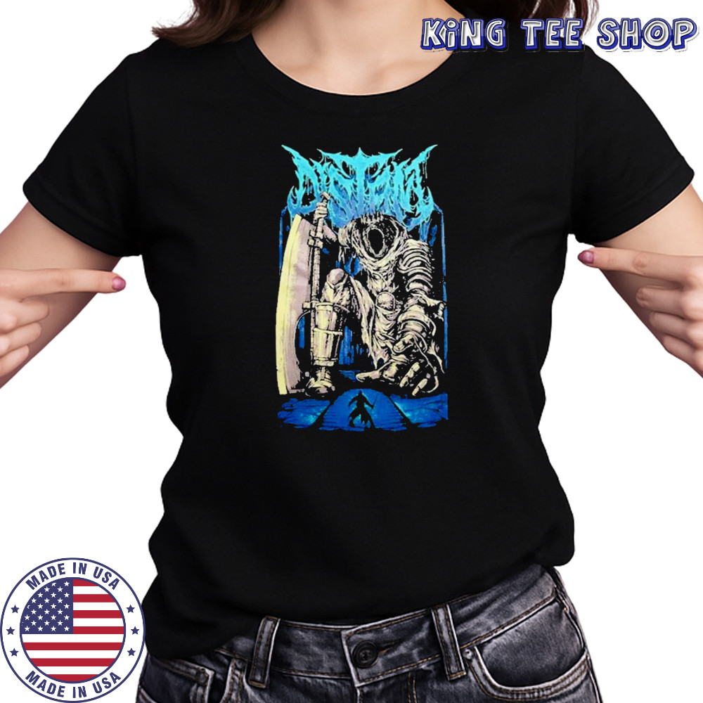 Distant The Giant T-Shirt Women's T-shirt