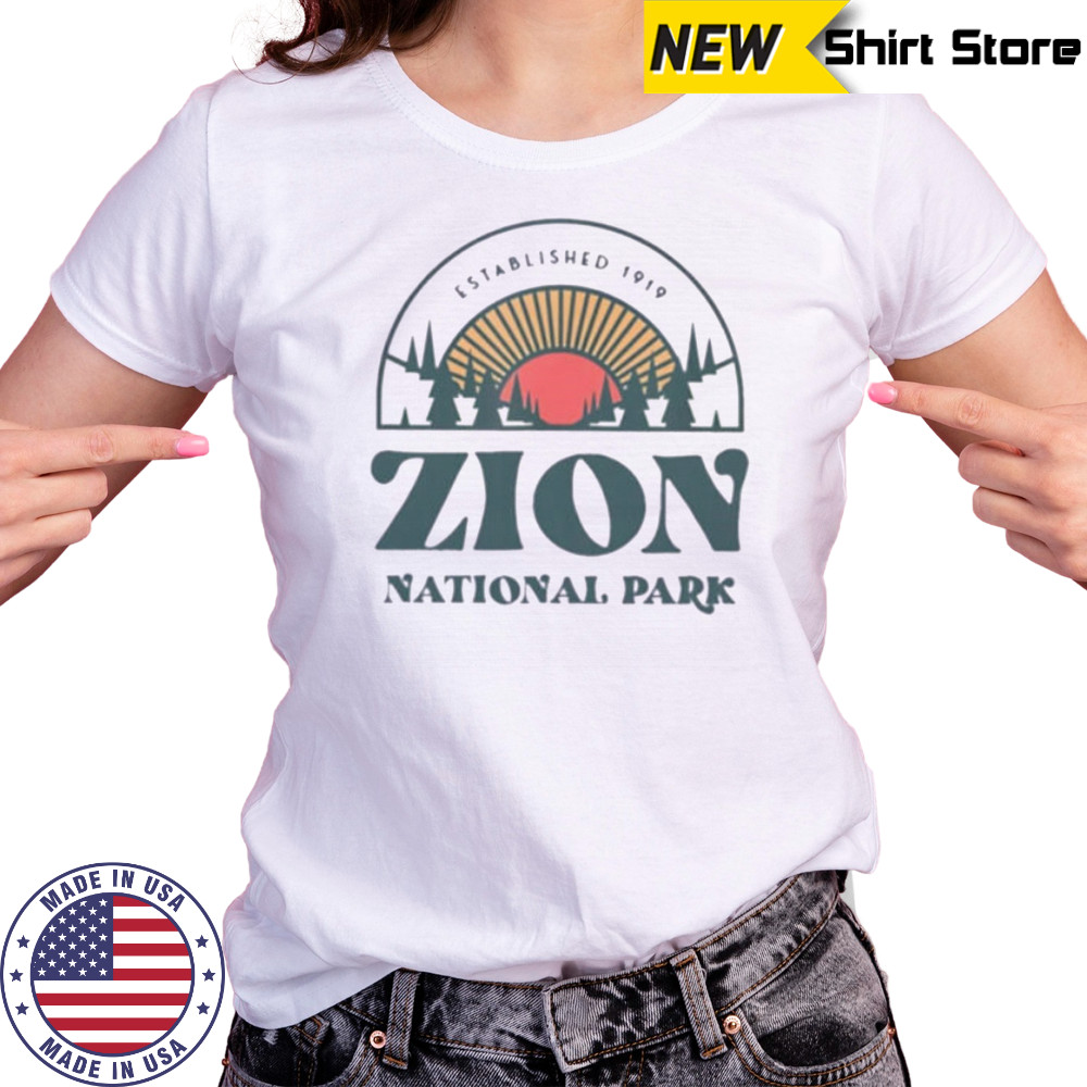 Zion National Park established 1919 shirt Women's T-shirt