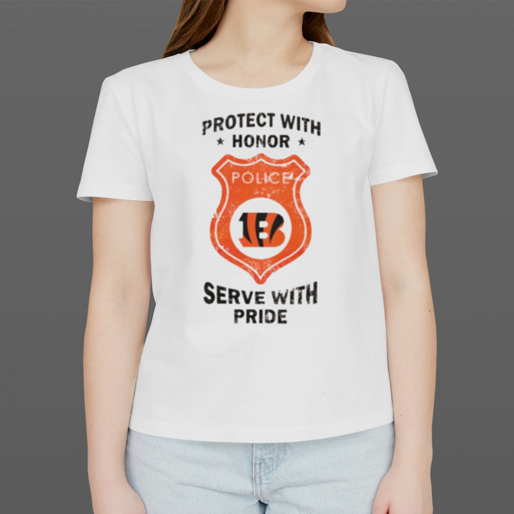 Protect with honor serve with Pride Cincinnati Bengals shirt Women's T-shirt