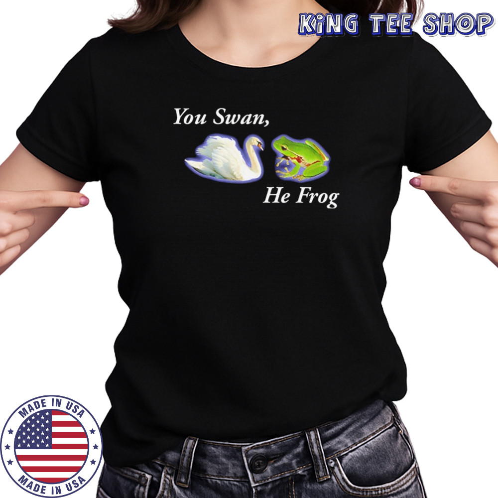 You swan he frog meme shirt Women's T-shirt